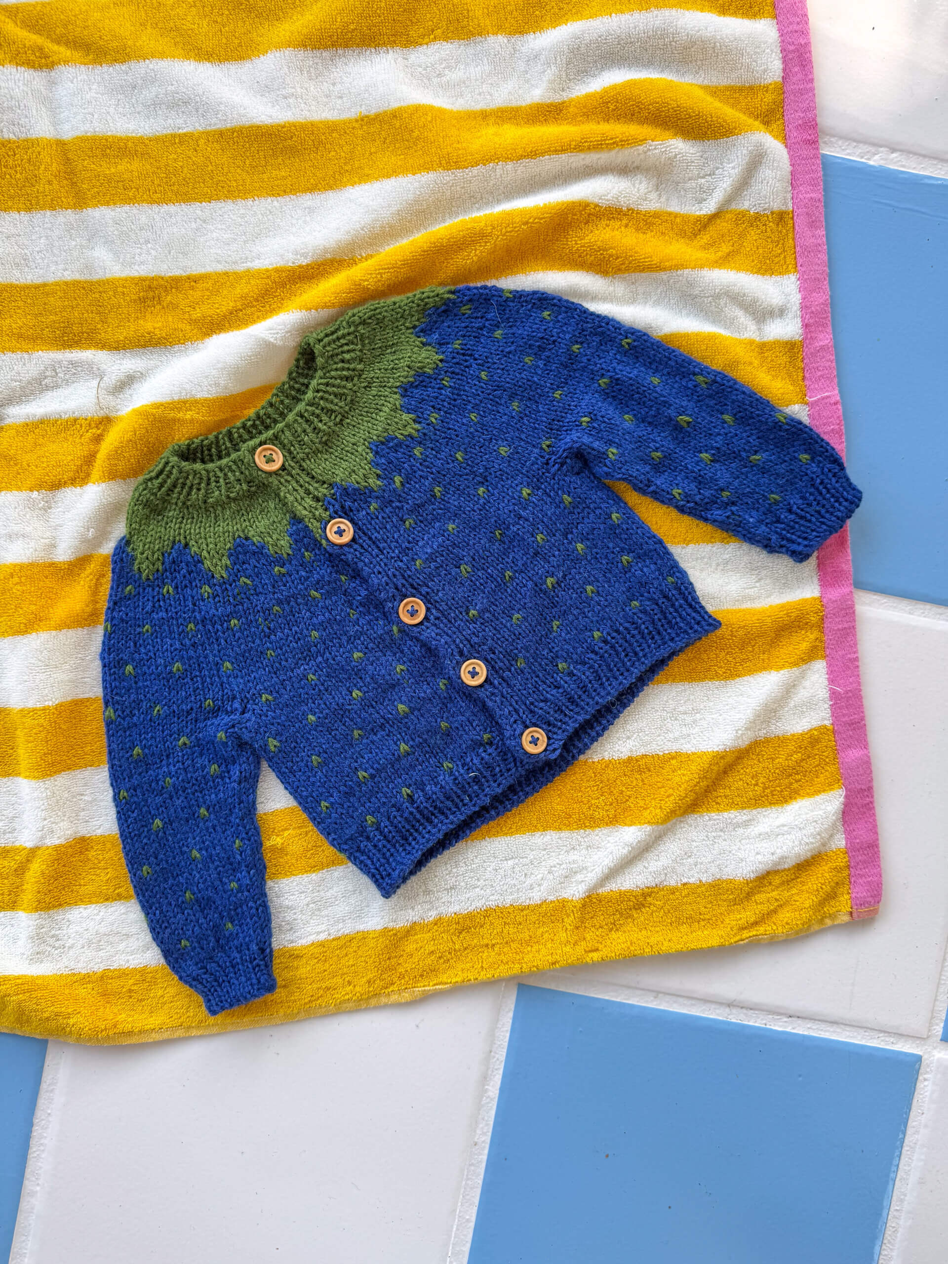 Fruit Cardigan Junior ENGLISH - Billede 5